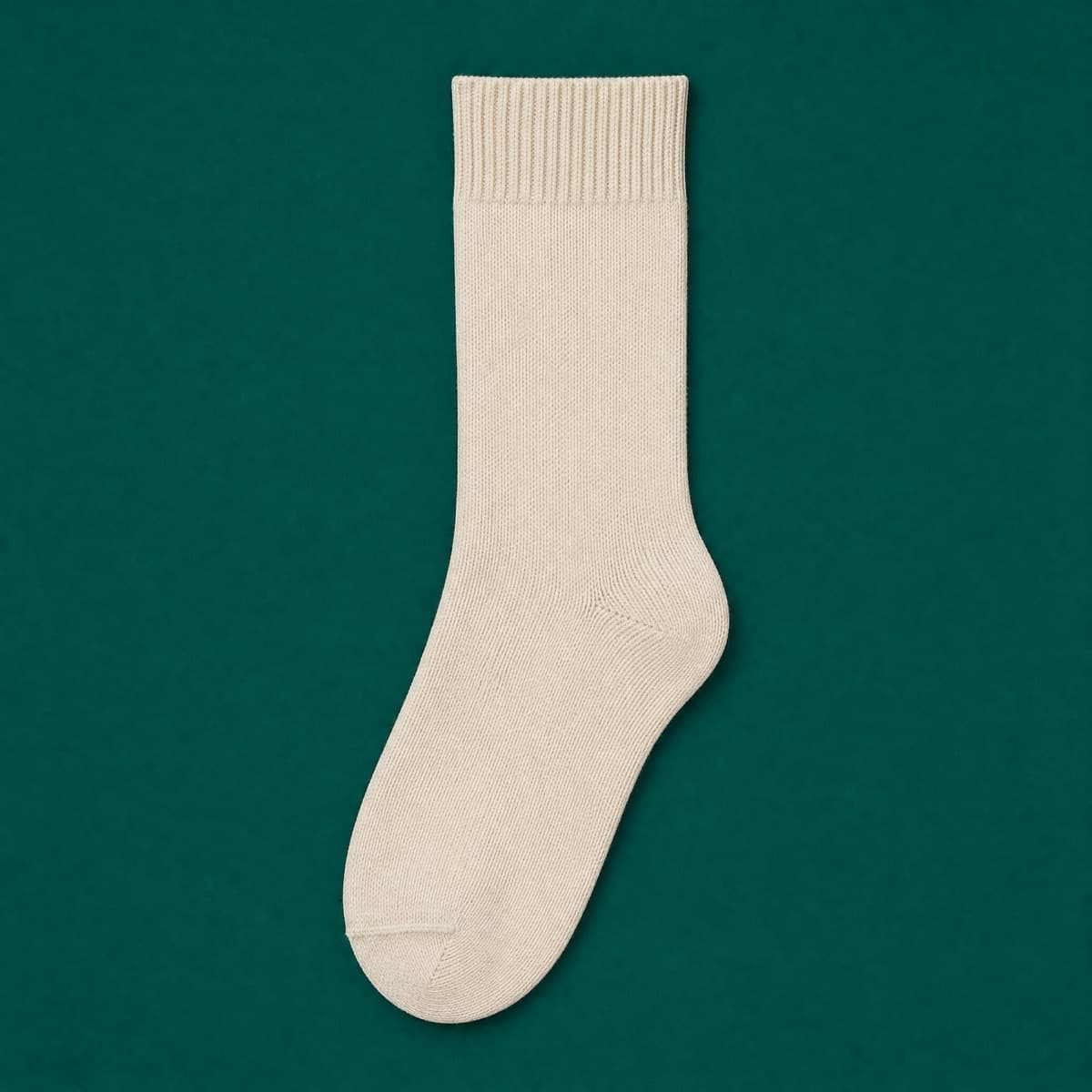 Plain 18 — 18% recycled yarn, photographed flat