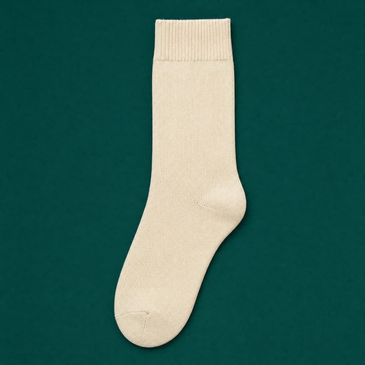 Plain 22 — 22% recycled yarn, photographed flat